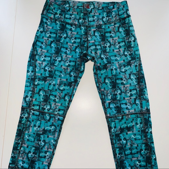 Sthenos Azure Skull Capri - Picture 8 of 8